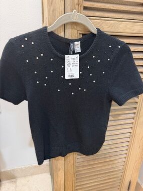 NWT H&M Black Short Sleeve Knit Sweater with Stud Detail